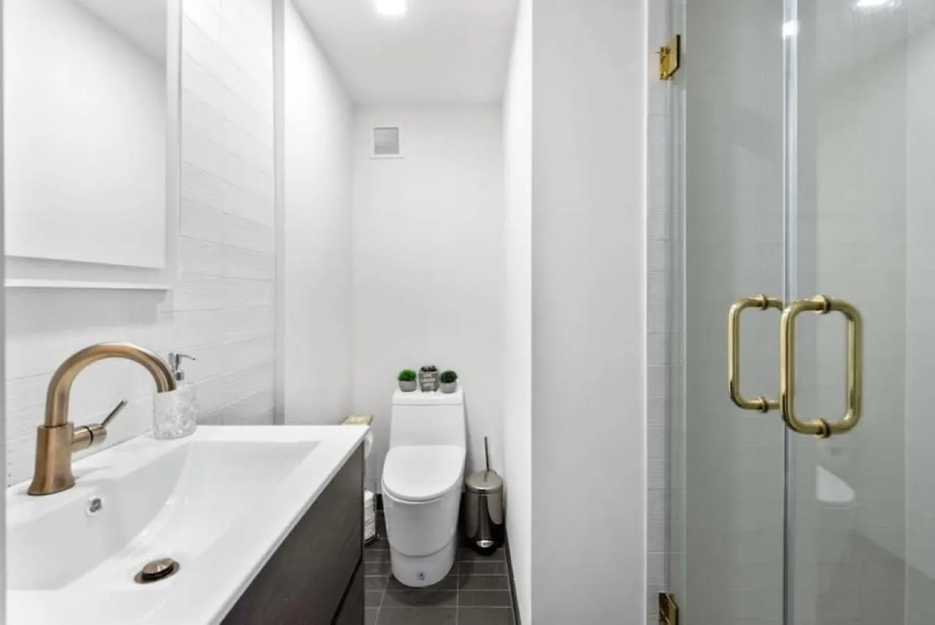 3Br Penthouse With Massive Private Rooftop New York